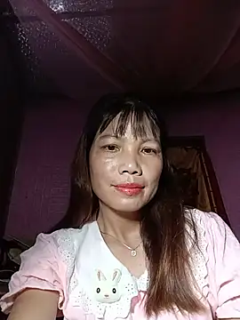 Snapshot of Gee_hot chatting on 07-03-26, 02:23 Gee hot online show from 07-03-26, 02:23