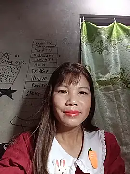 Snapshot of Gee_hot chatting on 07-15-26, 05:18 Gee hot online show from 07-15-26, 05:18