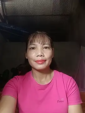 Snapshot of Gee_hot chatting on 07-24-26, 03:37 Gee hot online show from 07-24-26, 03:37