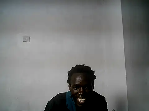 Snapshot of Larryeboy chatting on 06-24-26, 08:35 Larryeboy online show from 06-24-26, 08:35