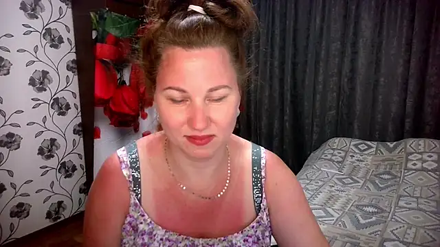 Snapshot of MirandaSummer2 chatting on 07-04-26, 08:04 MirandaSummer2 online show from 07-04-26, 08:04