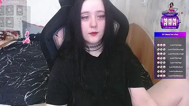 Snapshot of your_8a8y chatting on 07-02-26, 12:00 your 8a8y online show from 07-02-26, 12:00