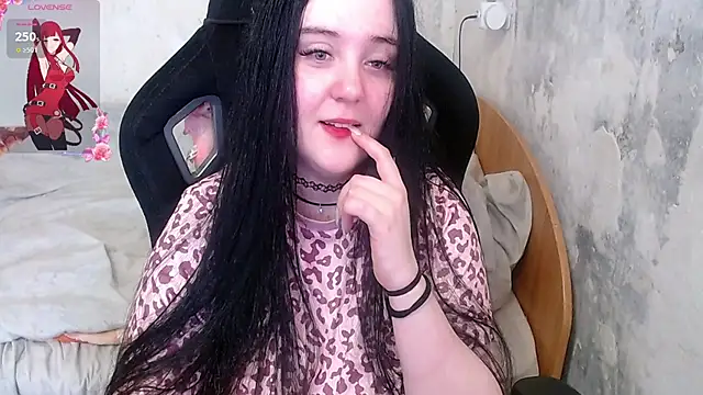 Snapshot of your_8a8y chatting on 07-20-26, 02:52 your 8a8y online show from 07-20-26, 02:52