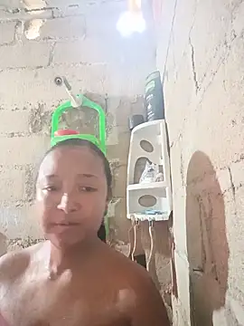 HeLiSa69ebony online show from 06-20-26, 04:21
