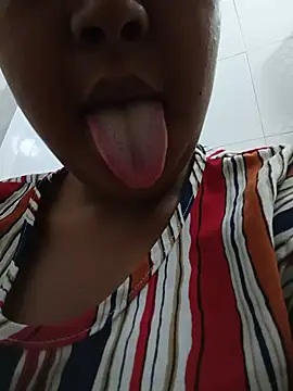 HeLiSa69ebony online show from 08-06-26, 08:38
