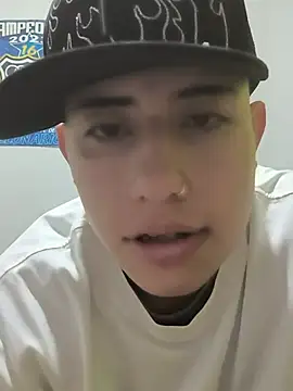 Snapshot of Thiagoo_Vega chatting on 07-29-26, 11:14 Thiagoo Vega online show from 07-29-26, 11:14
