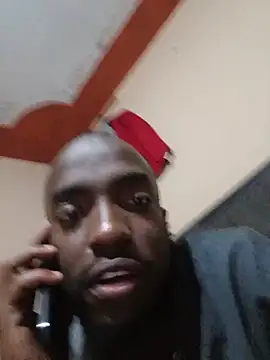 Snapshot of Earnthis chatting on 07-17-26, 09:41 Earnthis online show from 07-17-26, 09:41