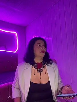 Snapshot of Selin_Sweet9 chatting on 06-19-26, 11:14 Selin Sweet9 online show from 06-19-26, 11:14