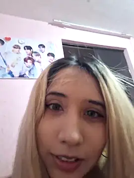 Honeycitabomnita online show from 06-20-26, 11:51
