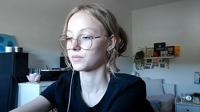 ShondaPaules online show from 06-23-26, 08:23