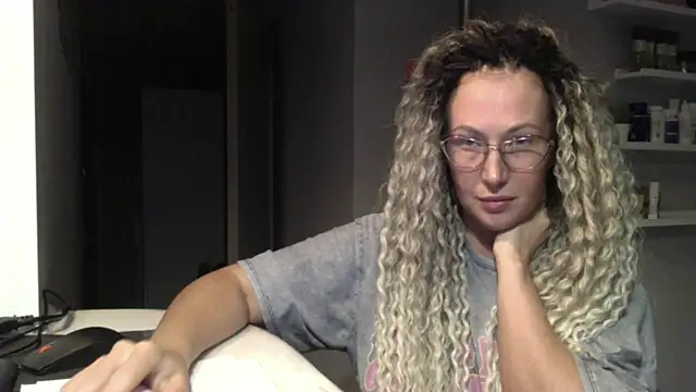 Snapshot of Solenyavo chatting on 06-26-26, 07:51 Solenyavo online show from 06-26-26, 07:51