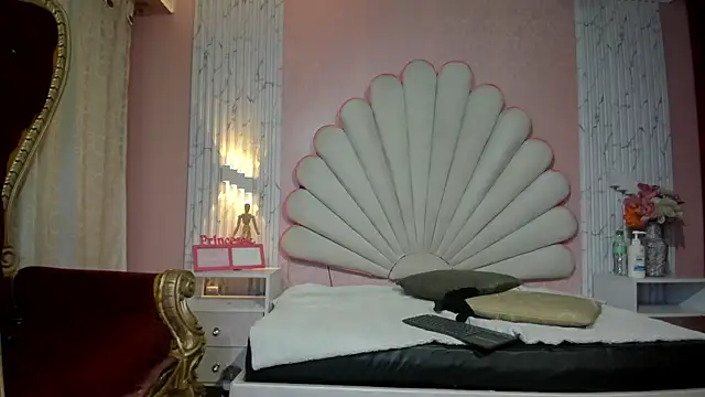 Mirarossi  online show from 06-29-26, 07:47