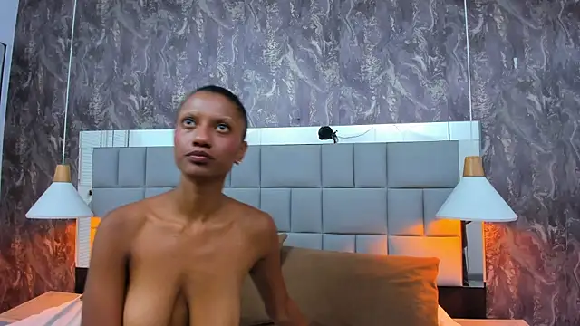 gia bell online show from 07-07-26, 02:10