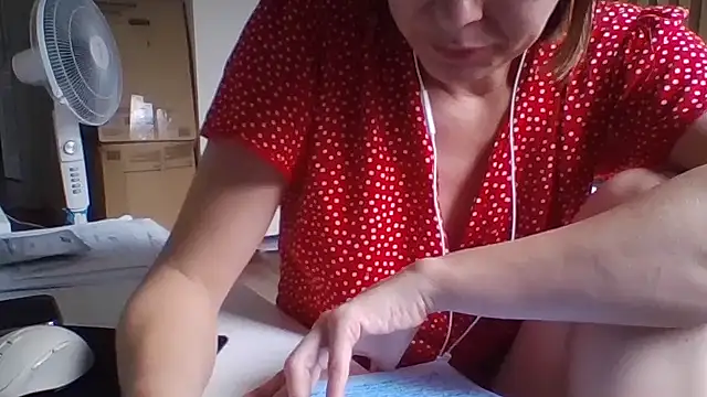 Deloriada online show from 06-27-26, 05:23