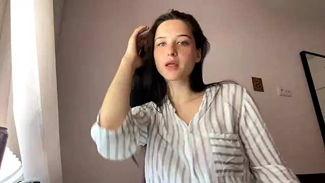Snapshot of RoseDiebol chatting on 06-26-26, 10:41 RoseDiebol online show from 06-26-26, 10:41