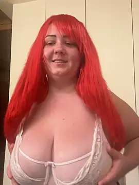 Liliabuton online show from 07-18-26, 11:30
