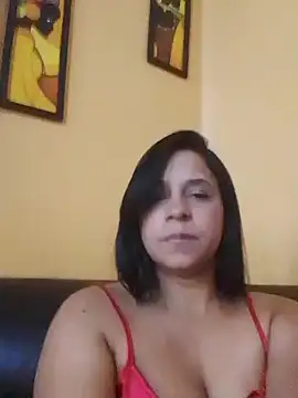 Snapshot of alejandrale chatting on 07-07-26, 07:56 alejandrale online show from 07-07-26, 07:56