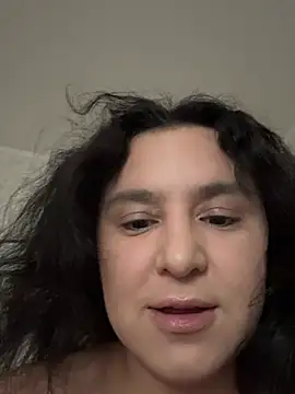suzymeow online show from 06-24-26, 02:43