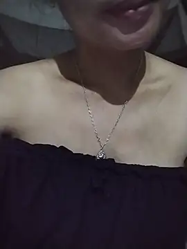 Snapshot of _Lynk_ chatting on 07-16-26, 01:11 Lynk online show from 07-16-26, 01:11