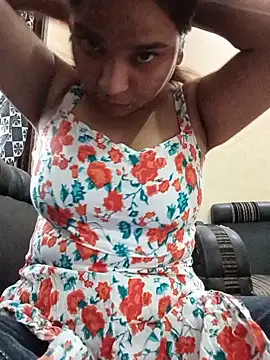 Hotty Yalina online show from 07-02-26, 05:24