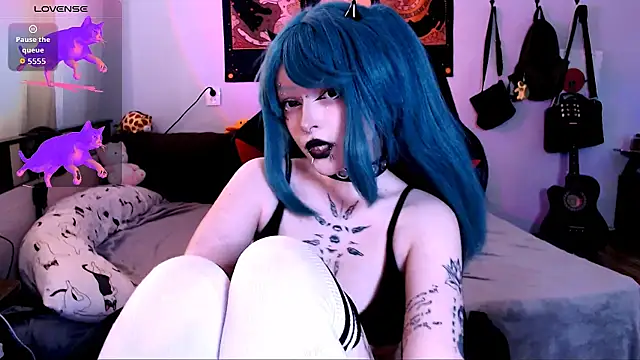 Snapshot of meow_nicole chatting on 08-09-26, 02:00 meow nicole online show from 08-09-26, 02:00