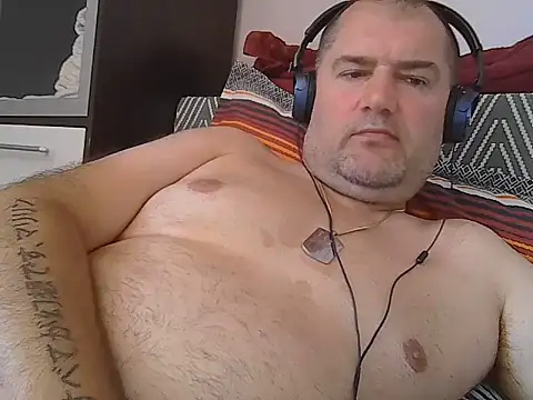 Snapshot of CristianDaniel78 chatting on 07-07-26, 07:45 CristianDaniel78 online show from 07-07-26, 07:45