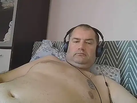 Snapshot of CristianDaniel78 chatting on 07-17-26, 05:25 CristianDaniel78 online show from 07-17-26, 05:25