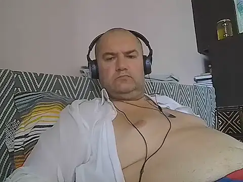 Snapshot of CristianDaniel78 chatting on 07-29-26, 04:21 CristianDaniel78 online show from 07-29-26, 04:21