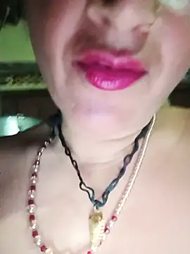 Snapshot of Sonakshi_sinha143 chatting on 07-12-26, 05:26 Sonakshi sinha143 online show from 07-12-26, 05:26