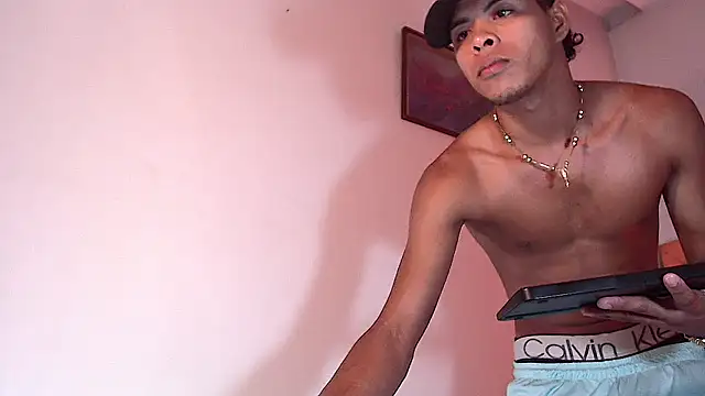Snapshot of adrian66x chatting on 06-24-26, 06:12 adrian66x online show from 06-24-26, 06:12