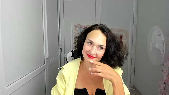 Snapshot of OliviaKateee chatting on 07-01-26, 12:07 OliviaKateee online show from 07-01-26, 12:07