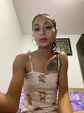 foxyro30 online show from 06-25-26, 07:29