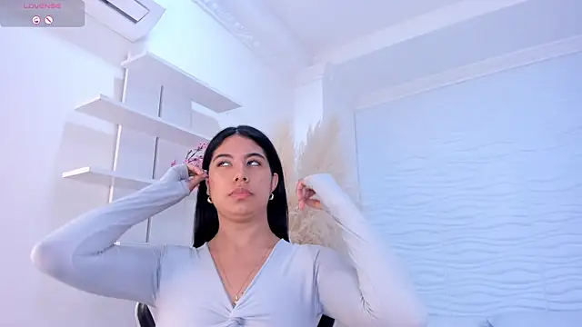 AylinLove  online show from 07-16-26, 11:49