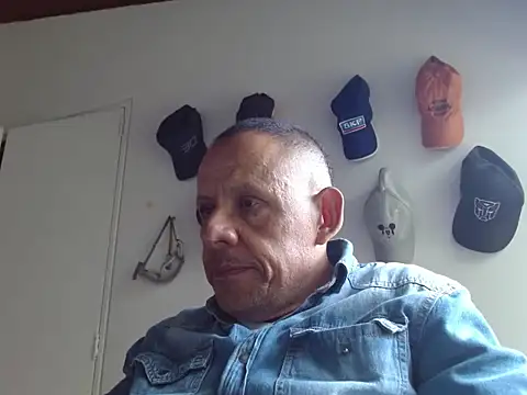 AlekNoir online show from 07-01-26, 03:56