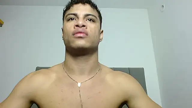 Snapshot of Jose_And_Daniel chatting on 07-31-26, 01:27 Jose And Daniel online show from 07-31-26, 01:27