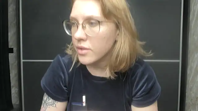 Reginasmilee online show from 02-02-25, 06:31