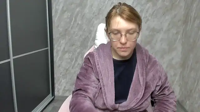 Reginasmilee online show from 02-22-25, 04:29