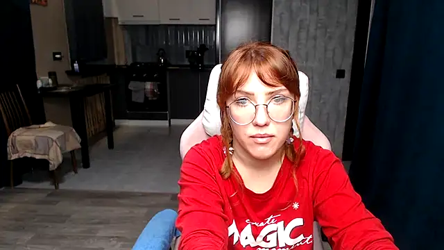 Reginasmilee online show from 10-12-25, 11:37