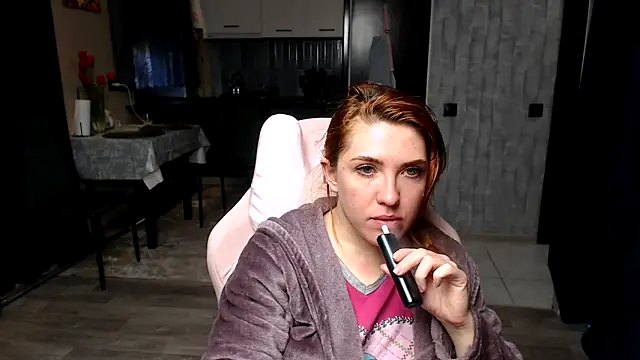 Reginasmilee online show from 04-29-26, 02:48