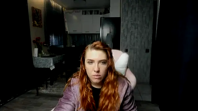 Reginasmilee online show from 04-30-26, 02:51