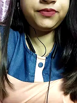 Snapshot of Naughty-Queen2 chatting on 06-24-26, 03:33 Naughty-Queen2 online show from 06-24-26, 03:33