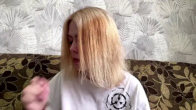 Jeneienal 1 online show from 06-25-26, 02:10