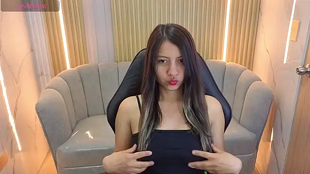 Snapshot of sophie_rose_cn chatting on 07-14-26, 01:50 sophie rose cn online show from 07-14-26, 01:50