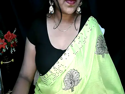 Snapshot of Shara20 chatting on 07-05-26, 03:41 Shara20 online show from 07-05-26, 03:41