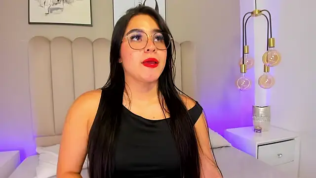 Snapshot of MarahBaker35 chatting on 07-19-26, 12:47 MarahBaker35 online show from 07-19-26, 12:47