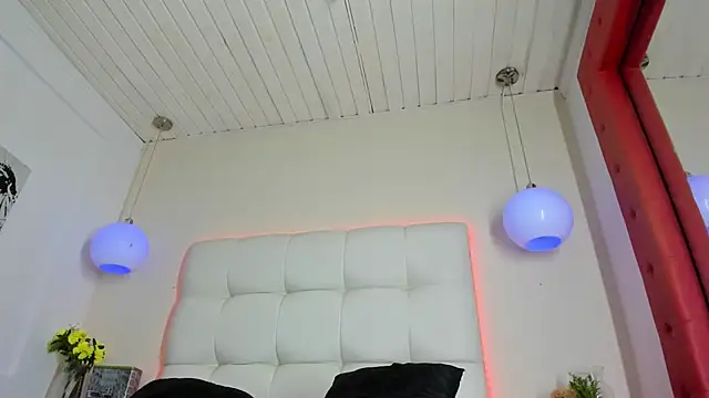 Jamexxx1  online show from 08-09-26, 08:47