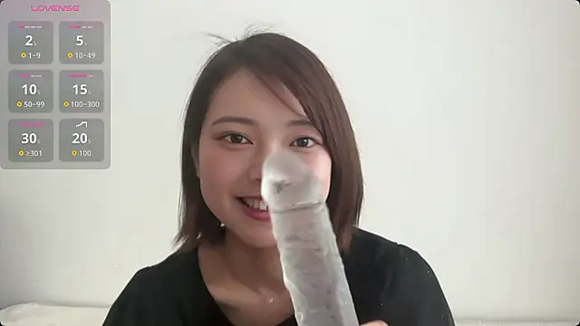 Snapshot of maki7779 chatting on 07-22-26, 02:14 maki7779 online show from 07-22-26, 02:14