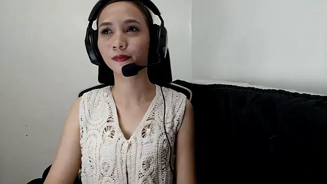 IvoryMadeiros online show from 06-27-26, 07:24