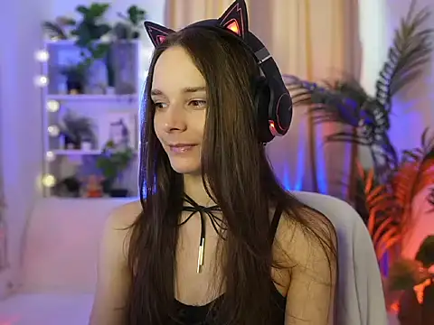 Snapshot of Anna_Leah_ chatting on 07-26-26, 03:41 Anna Leah online show from 07-26-26, 03:41