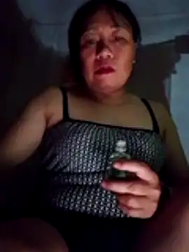 Snapshot of Moon_squirtt chatting on 07-10-26, 01:58 Moon squirtt online show from 07-10-26, 01:58